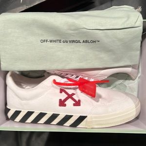 Off White Mens Vulc Size 13